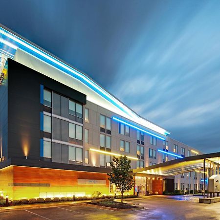 Aloft Bolingbrook Hotel Bagian luar foto