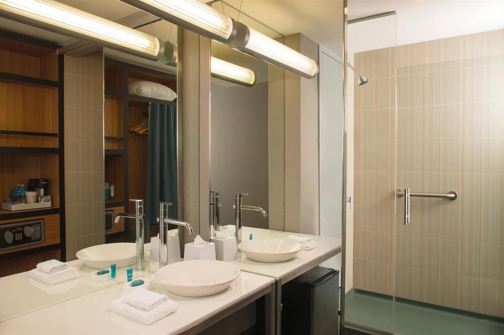 Aloft Bolingbrook Hotel Bagian luar foto