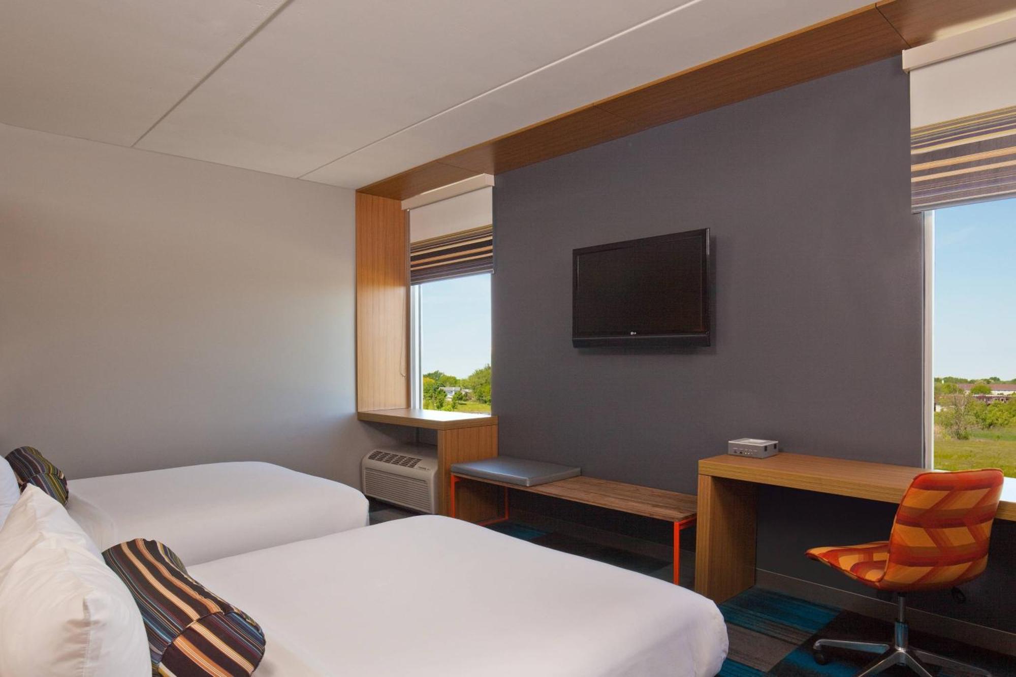 Aloft Bolingbrook Hotel Bagian luar foto