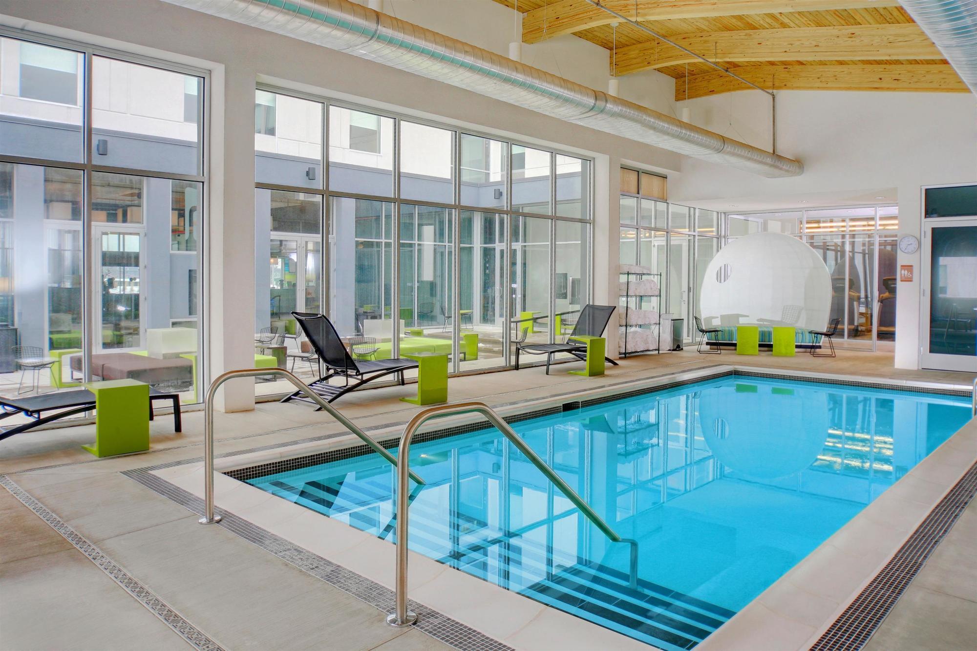 Aloft Bolingbrook Hotel Bagian luar foto