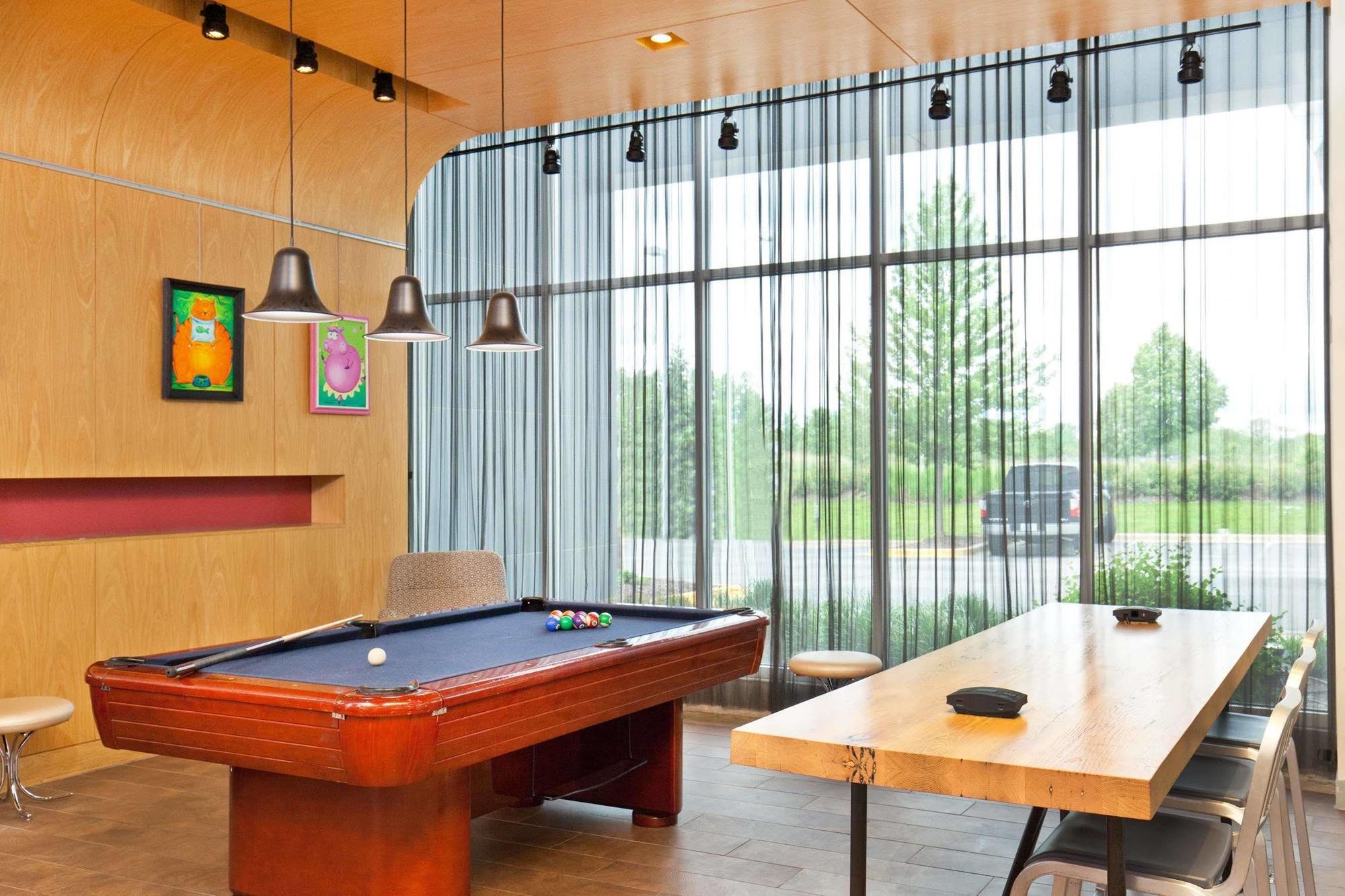 Aloft Bolingbrook Hotel Bagian luar foto
